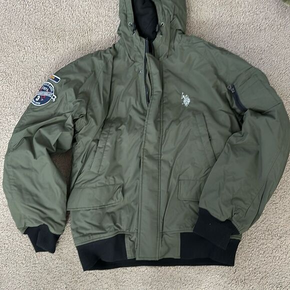 COPY - Polo jacket worn once - Picture 1 of 4